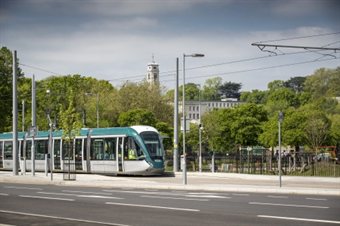 Tram - Uni Boulevard